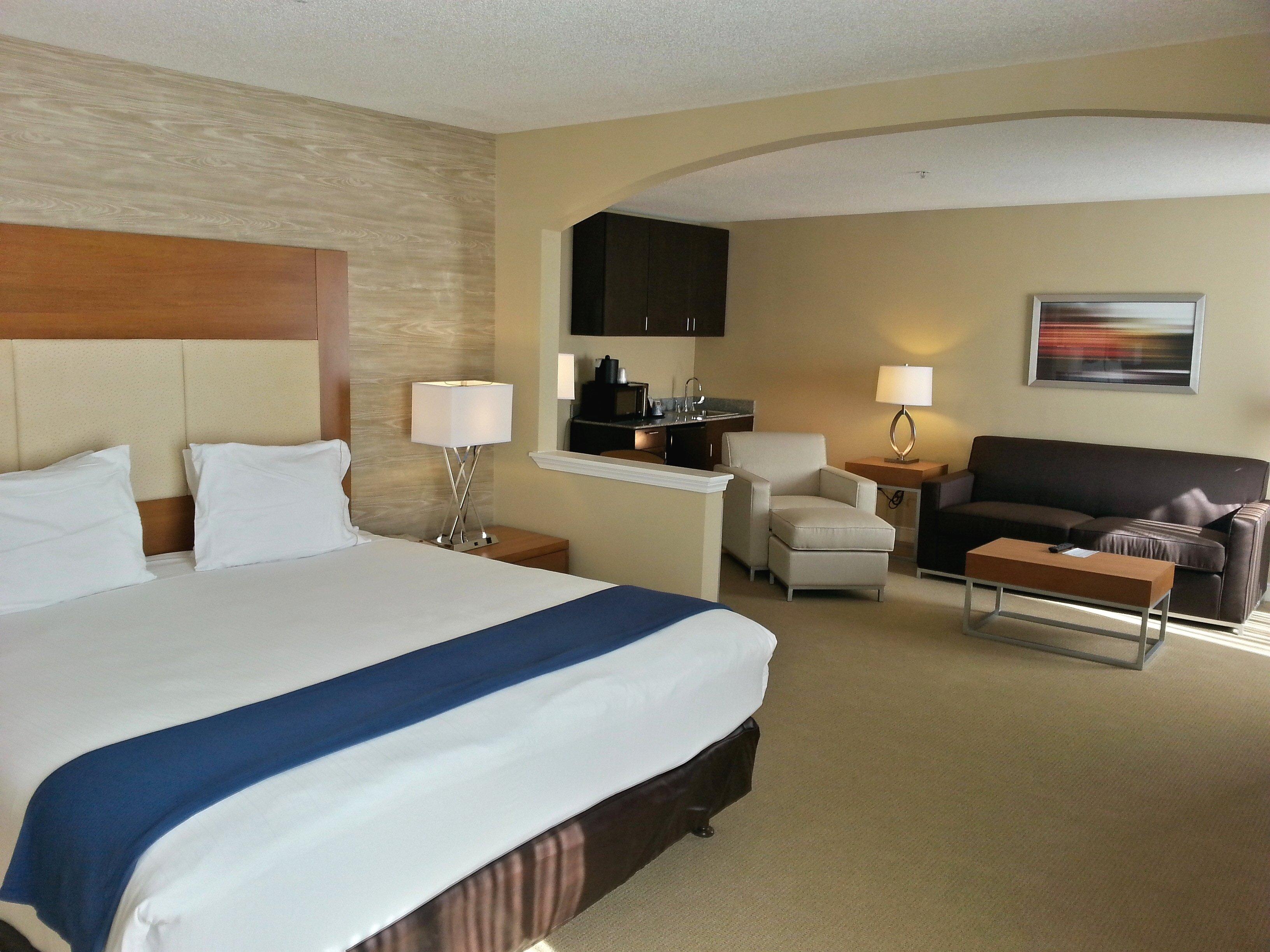 & - The Woodlands 3*