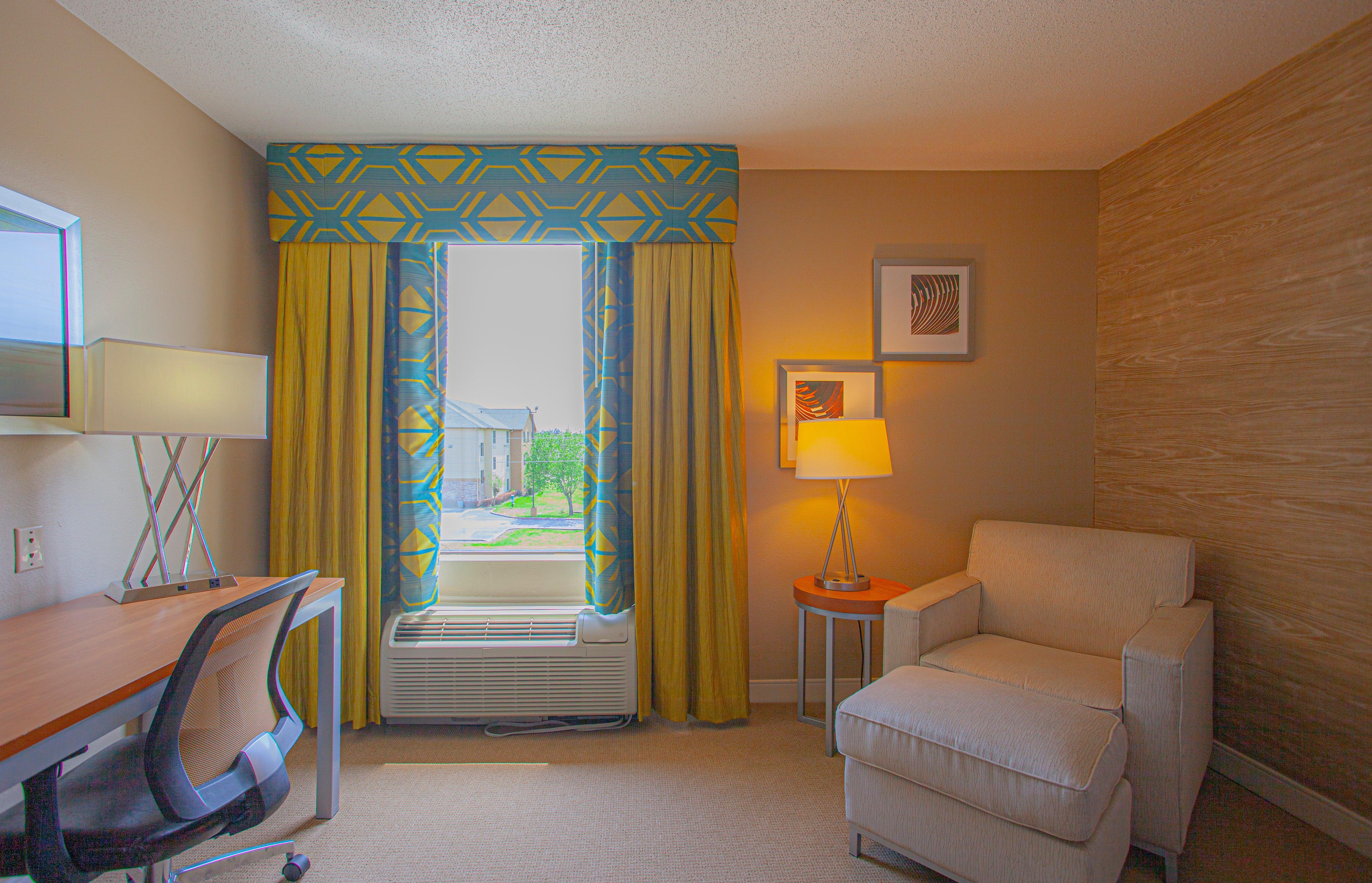 & - The Woodlands Hotel Spring